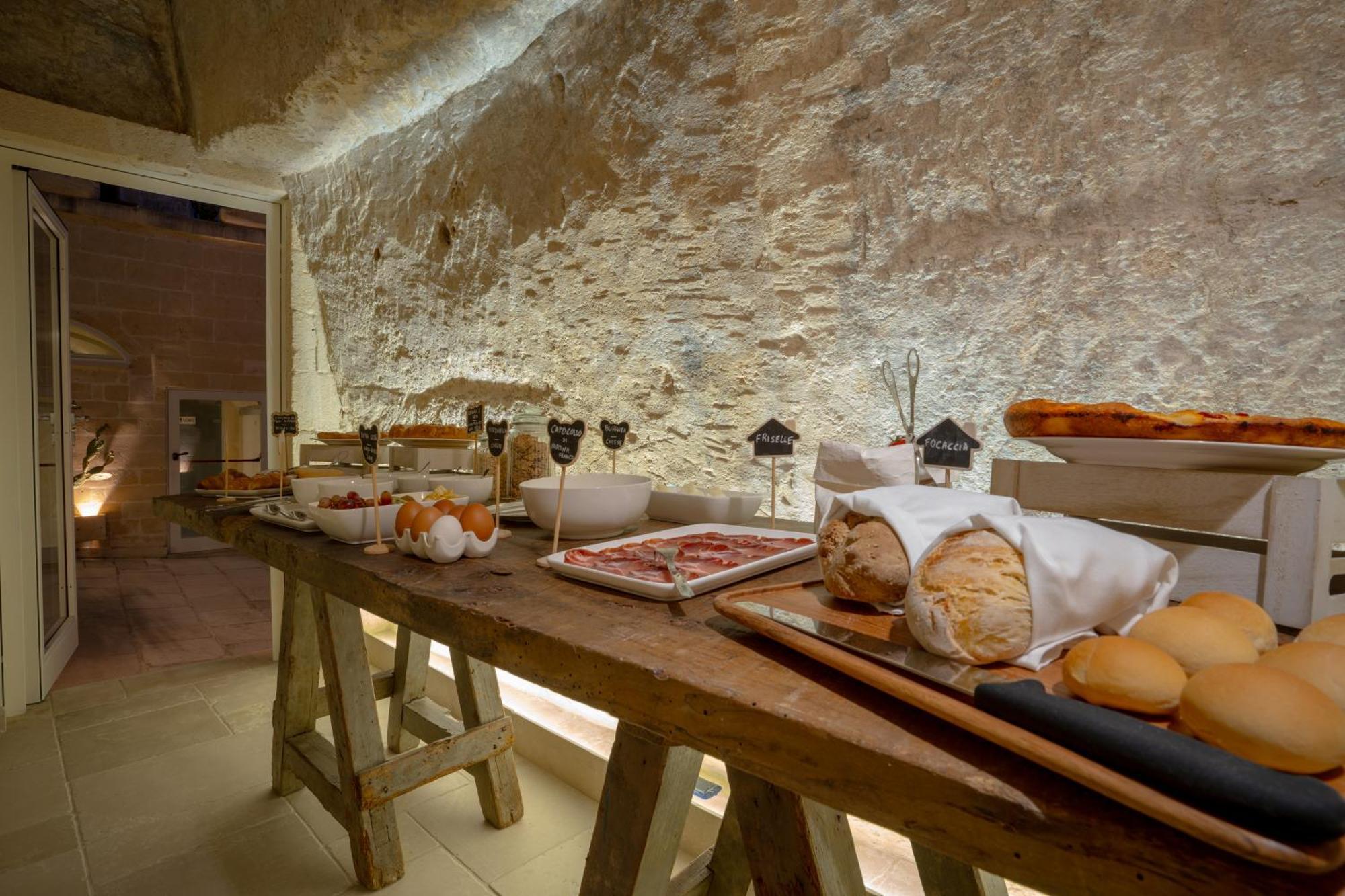 Tufo Bianco Relais Massafra Exterior foto